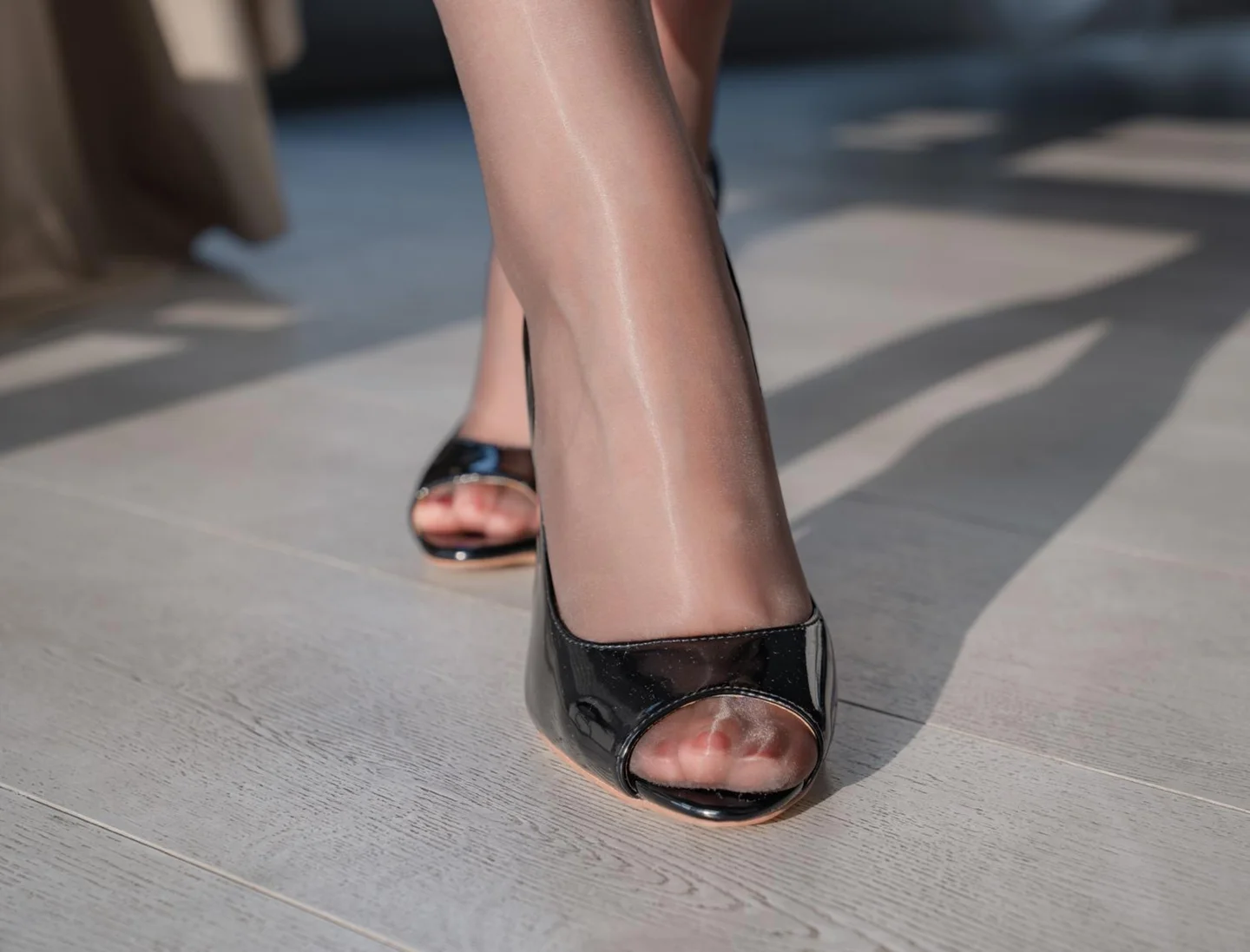 轩萧学姐 - No.076 紫色旗袍 [140P,1V-1.91GB] tg@simisebaisi 【丝足阁】029.webp